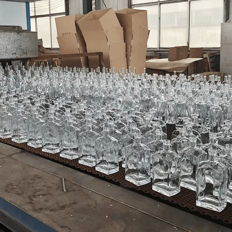 How Are Glass Bottles Made? A Complete Guide to Modern Glass Bottle Manufacturing