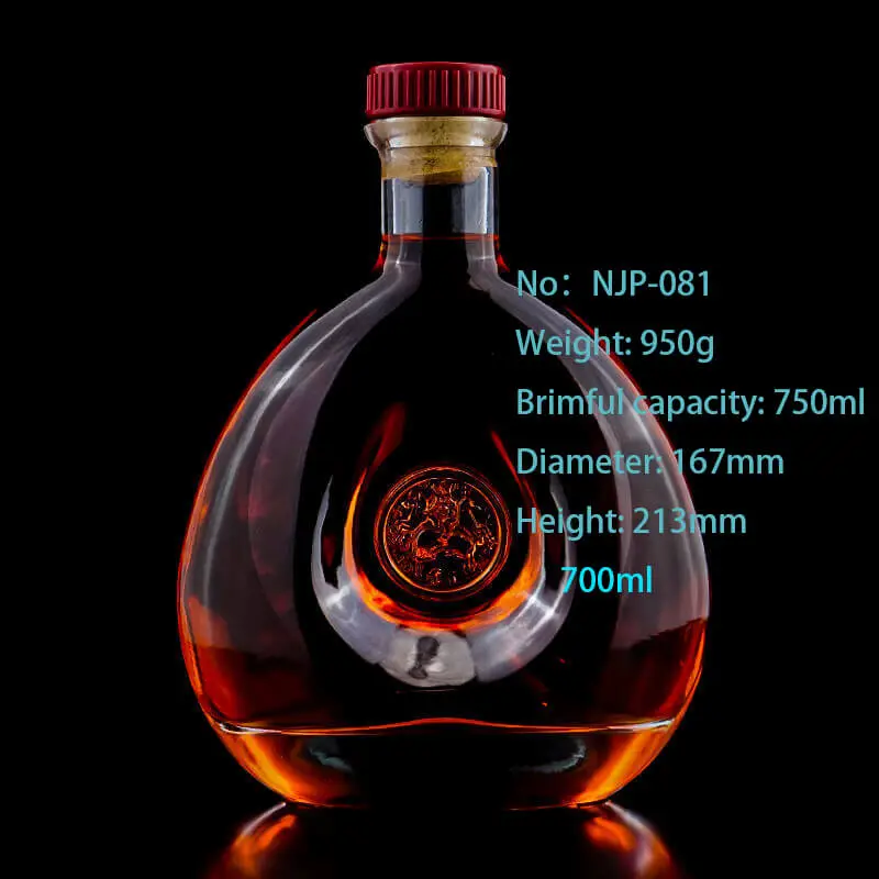 Custom 700ml Flat Glass Spirits Bottle for XO Whiskey – Woodden Stopper | Manufacturer Direct Supply
